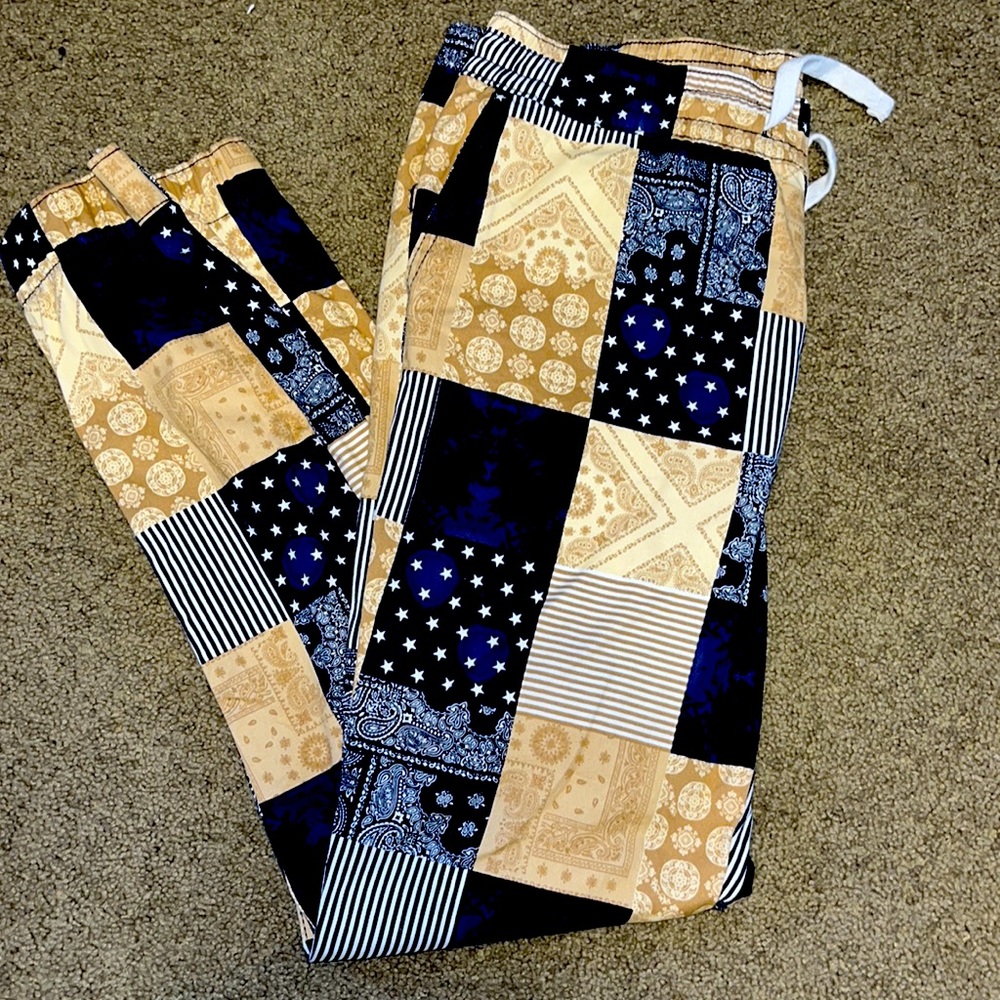 Men’s joggers with pockets